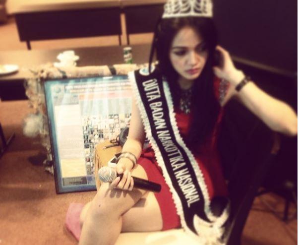 Kartika Berliana, Presenter Cantik Copyright: Istimewa