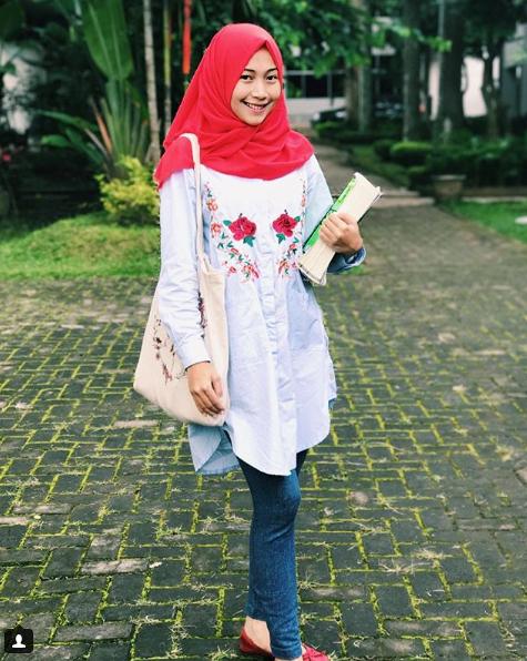 Alvira, WAGs cantik kekasih bek Persebaya Rachmat Irianto Copyright: Instagram/Alviraaa