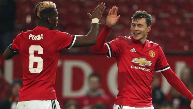 Paul Pogba dan Victor Lindelof Copyright: Istimewa