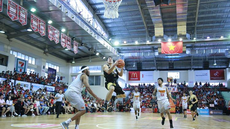 CLS Knight Indonesia Vs Saigon Heat. Copyright: Istimewa