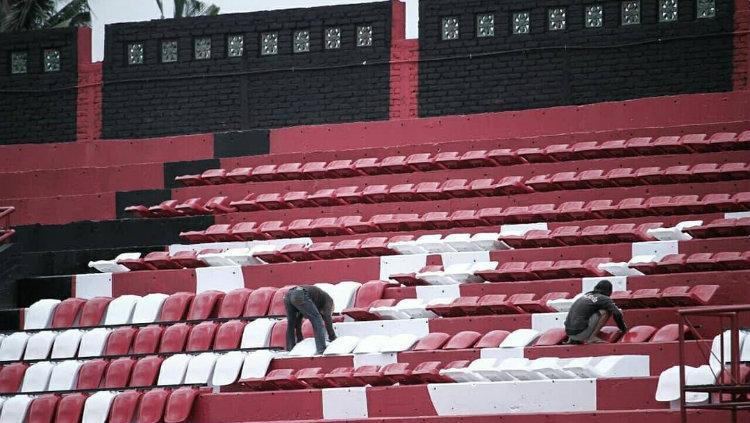 Penampakan tribune timur Stadion I Wayan Dipta. Copyright: baliutd.com