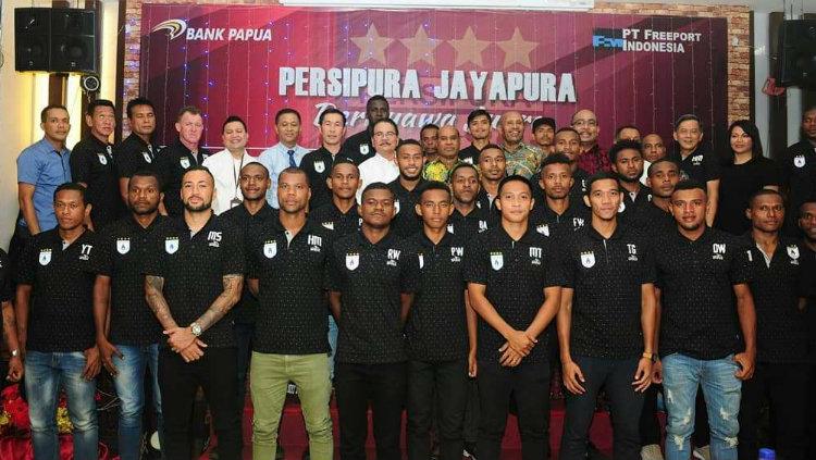 Skuat Persipura Jayapura kala mengikuti turnamen Jakajaya. Copyright: infopersipura.com