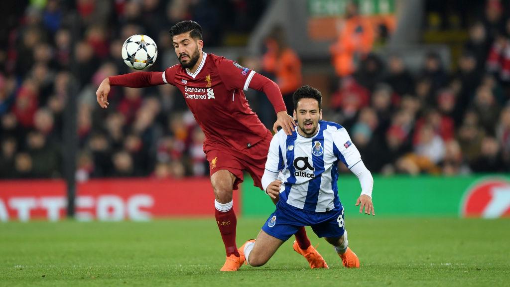 Emre Can melanggar Bruno Xavier. Copyright: GettyImages