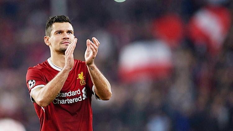 Dejan Lovren pada laga melawan Sevilla. Copyright: INDOSPORT