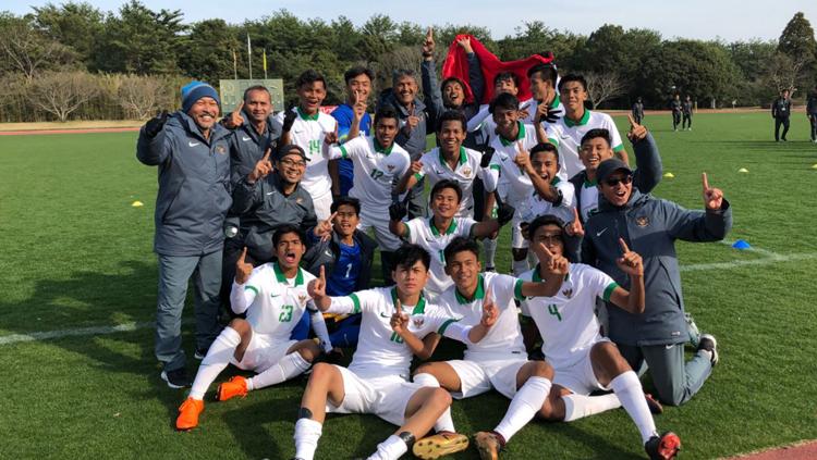 Timnas Indonesia U-16 saat menjadi juara di turnamen Jenesys 2018.
