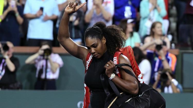 Serena Williams usai dikalahkan Venus di Indian Wells 2018.