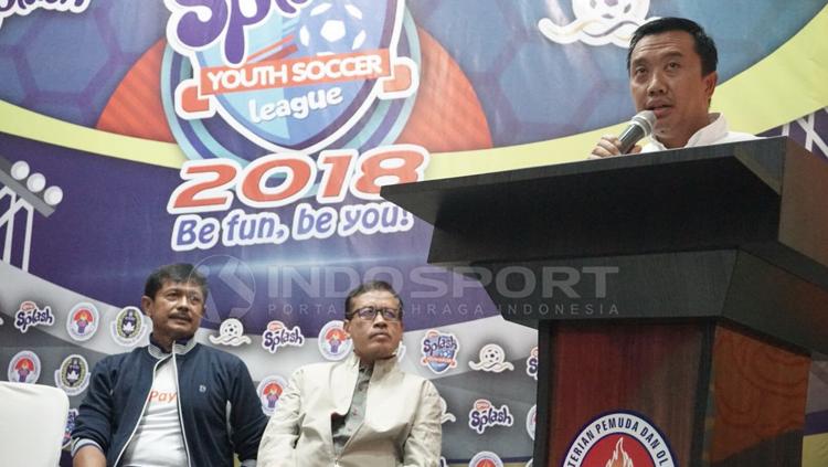 Imam Nahrawi memberikan pidato dalam jumpa pers Splash Youth Soccer League 2018. - INDOSPORT