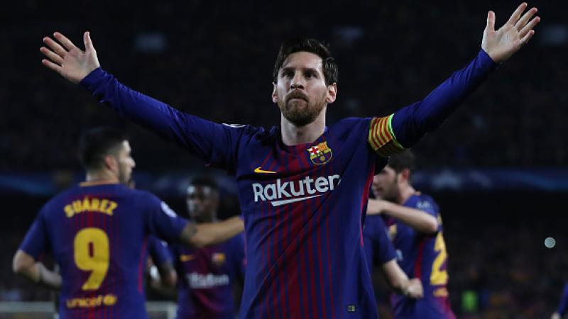 Lionel Messi merayakan golnya ke gawang Chelsea.