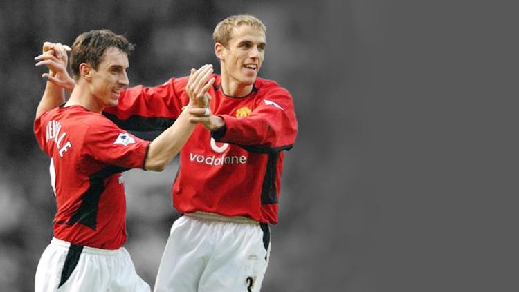 Gary Neville dan Phil Neville.