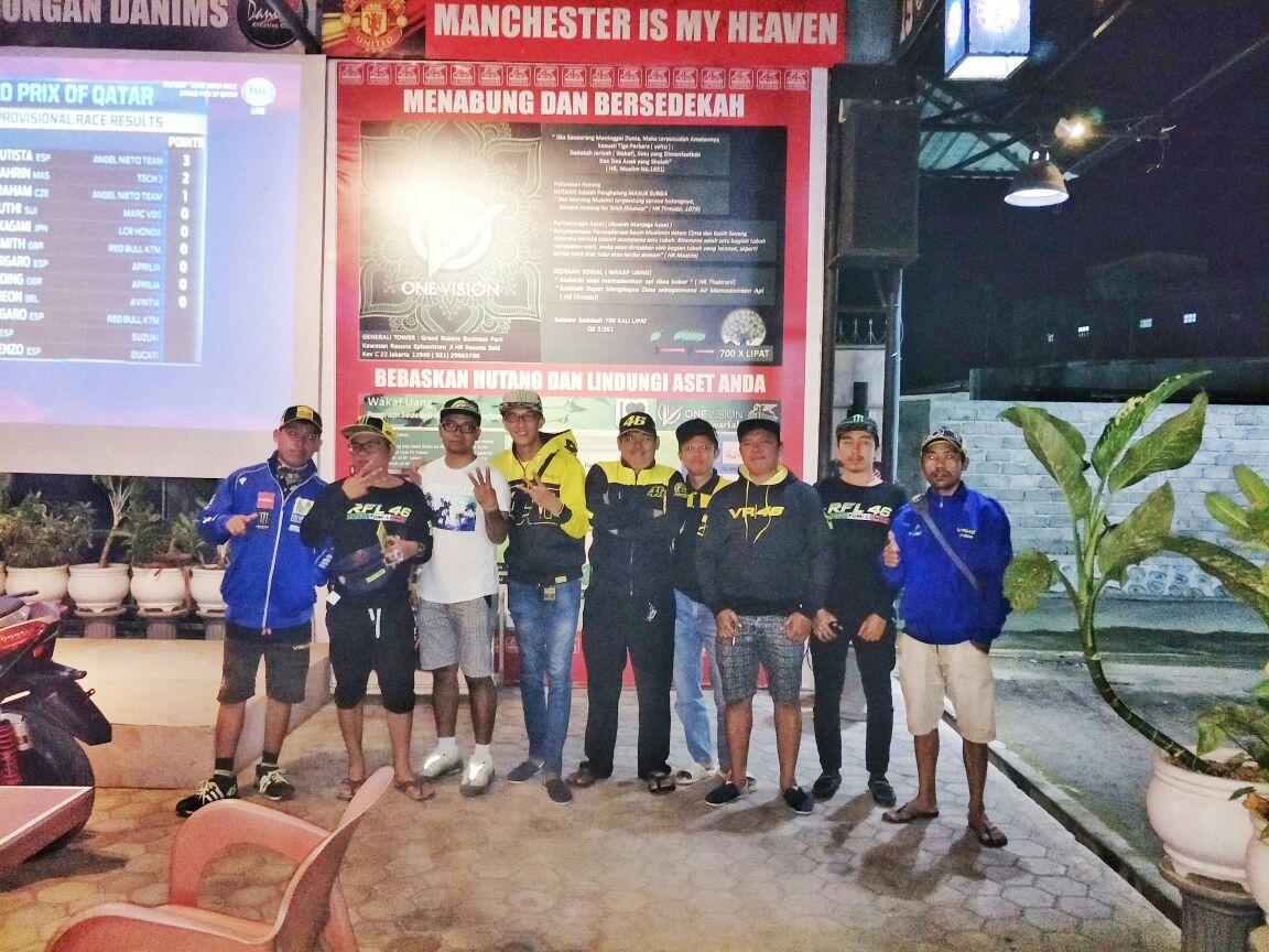 Keseruan Nobar FCVRI Regional Lombok Copyright: Fans Club Valentino Rossi Indonesia