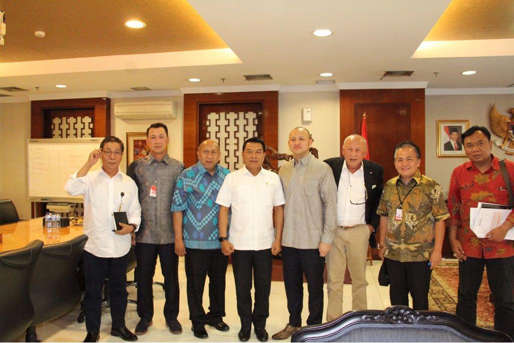 Tinton Soeprapto temui Kepala Staff Kepresidenan Moeldoko Copyright: Istimewa