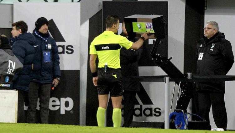 Wasit dan VAR
