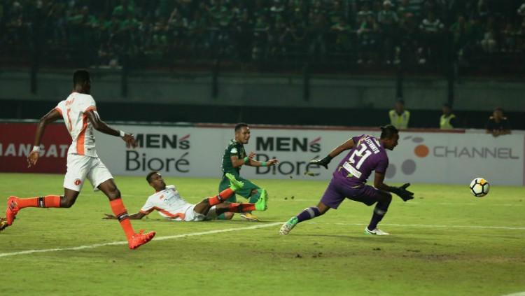 Persebaya Surabaya vs Perseru Serui Copyright: persebaya.id