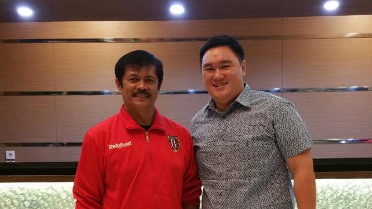 Indra Sjafri (kiri) dan David Fulbertus (kanan). - INDOSPORT