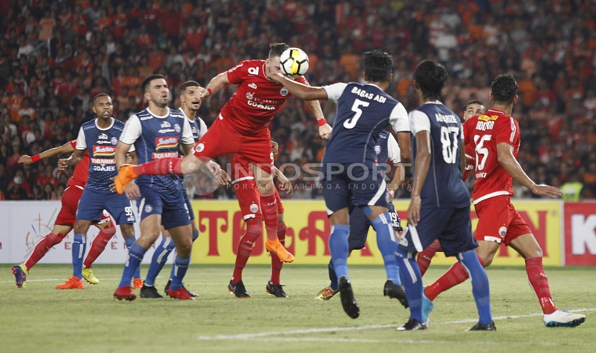 Terciptanya gol kedua Persija lewat sundulan Marko Simic. Herry Ibrahim