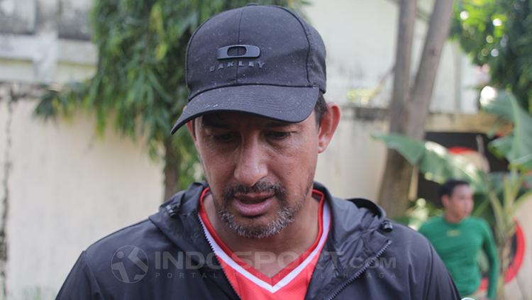 Pelatih Persebaya Surabaya, Angel Alfredo Vera.