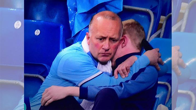 Fans Man City menangis Copyright: Facebook