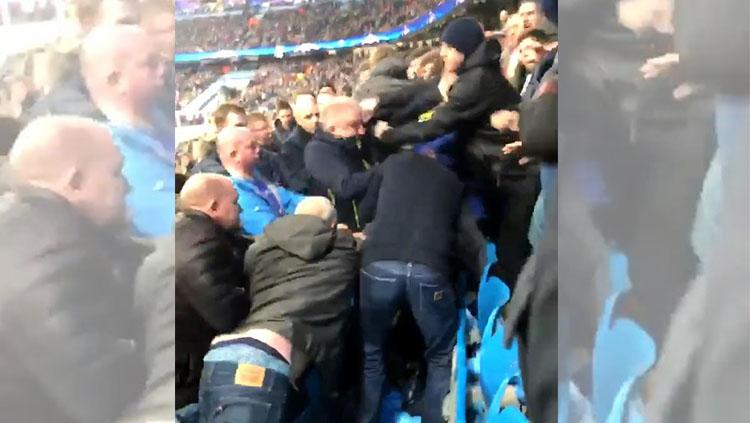 Fans Man City dan Liverpool kedapatan buat keributan