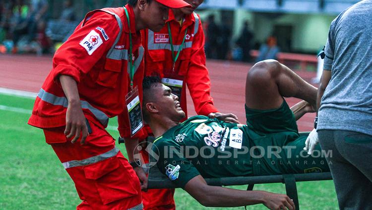 Rachmat Irianto cedera.