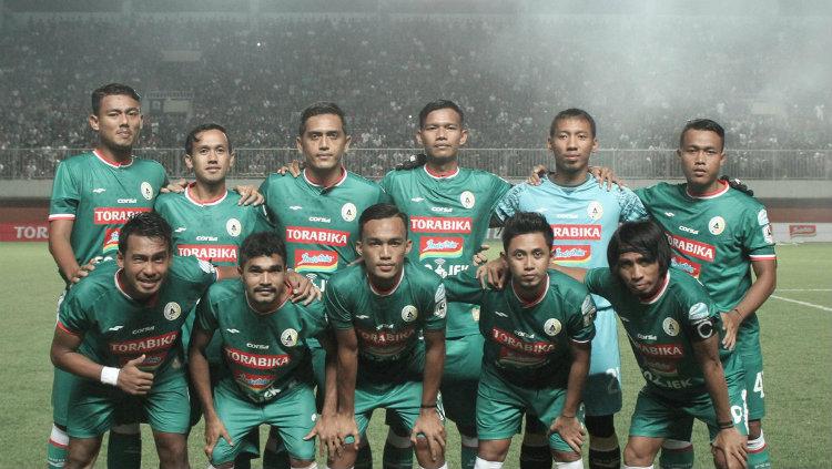 Skuat PSS Sleman kala peluncuran jelang Liga 2 2018. Copyright: Twitter/@PSSleman