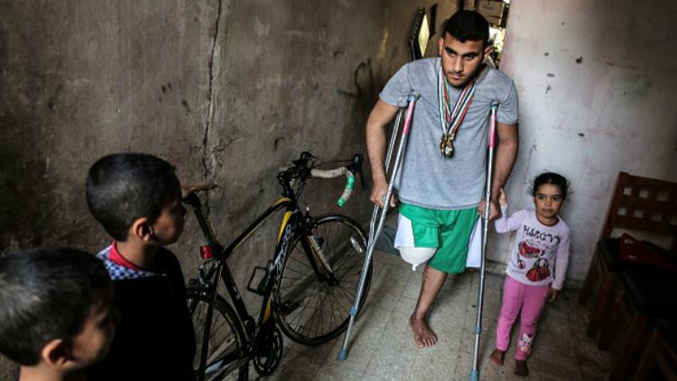 Alaa Al-Daly, atlet sepeda Palestina yang kakinya diamputasi karena tertembak tentara Israel.