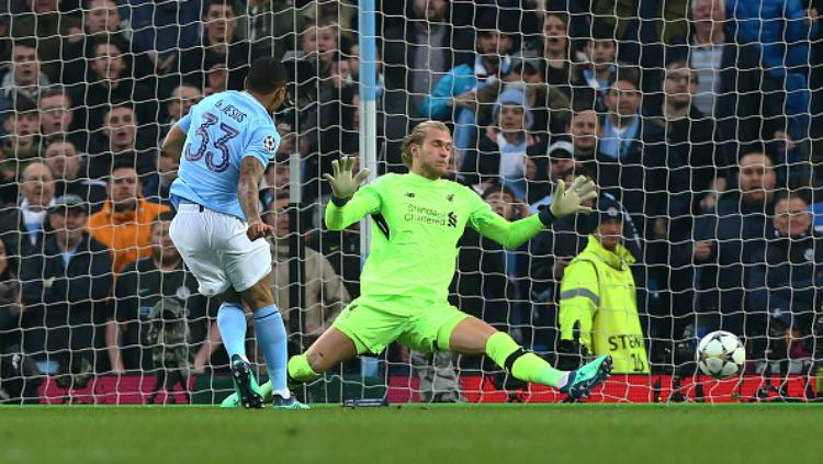 Kiper Liverpool, Loris Karius, saat menghadapi Manchester City, Copyright: INDOSPORT