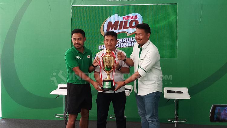 Milo Football Championship 2018 (Ponaryo Astaman) kiri. - INDOSPORT