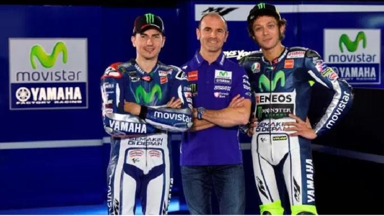 Massimo Meregalli bersama Jorge lorenzo dan Valentino Rossi. - INDOSPORT