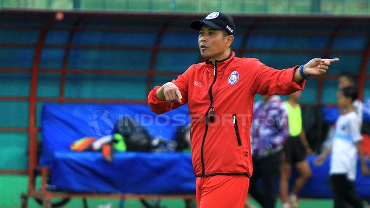 Indosport - Pelatih Arema FC, Joko Susilo.