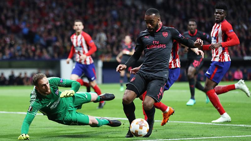 Alexander Lacazette vs Jan Oblak Copyright: INDOSPORT