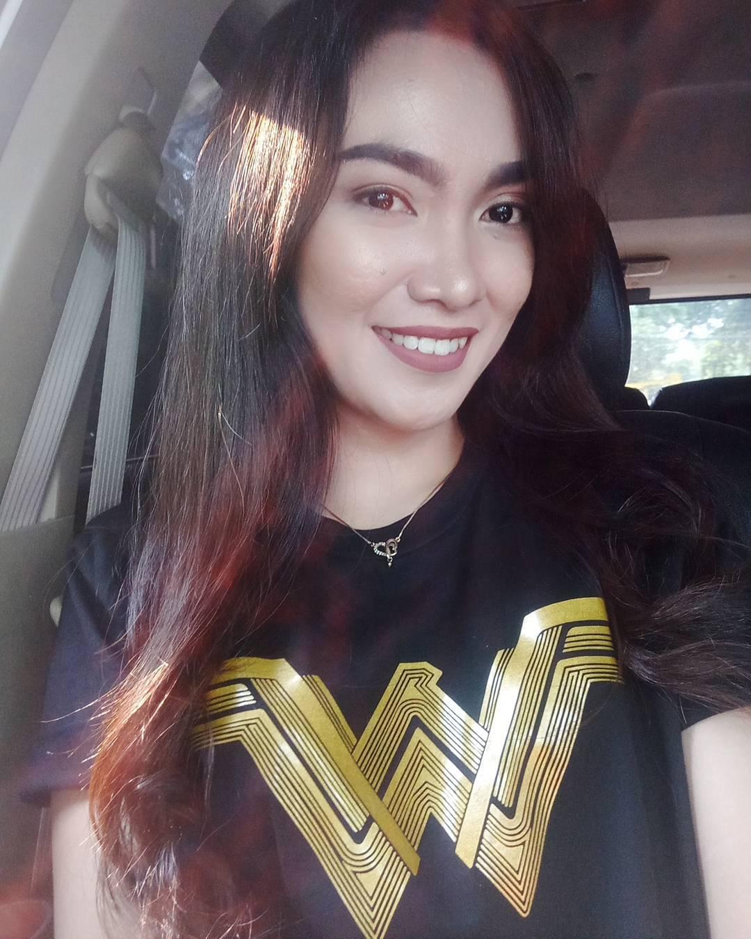 Sally Atyasasmi, manajer Persibo Bojonegoro Copyright: instagram @sallyastya