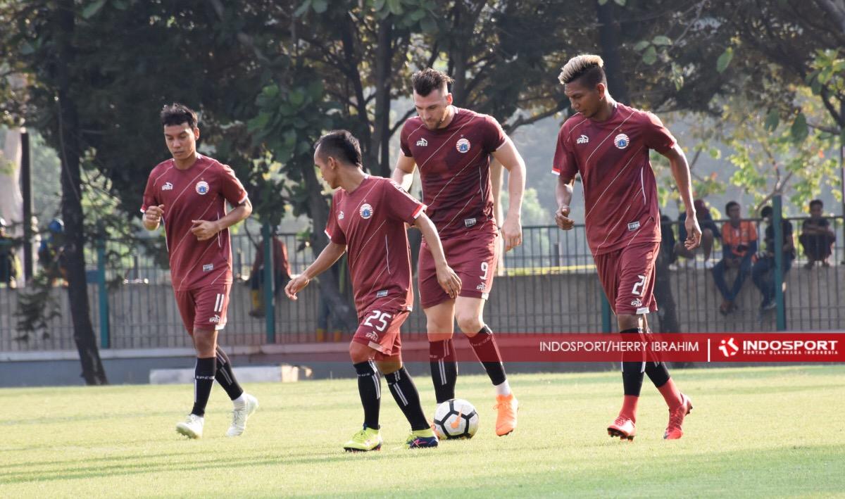 Latihan tertutup Persija Jakarta Jelang Lawan MU.