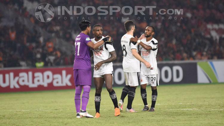Persija vs Madura United.