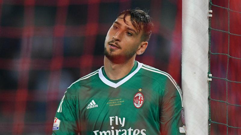 AC Milan mengincar dua kiper Real Madrid, Keylor Navas dan Andriy Lunin, sebagai calon pengganti Gianluigi Donnarumma.