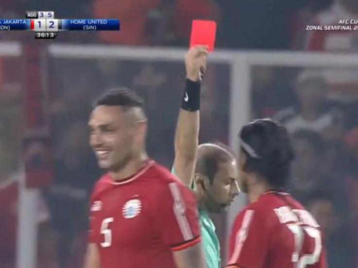 Turki Alkhudairi, wasit yang memimpin laga Persija vs Home United di Stadion GBK. Copyright: Foxsportlive/Twitter