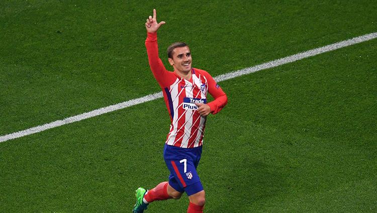 Antoine Griezmann berselebrasi setelah mencetak gol ke gawang Marseille di final Liga Europa 2017/18. - INDOSPORT