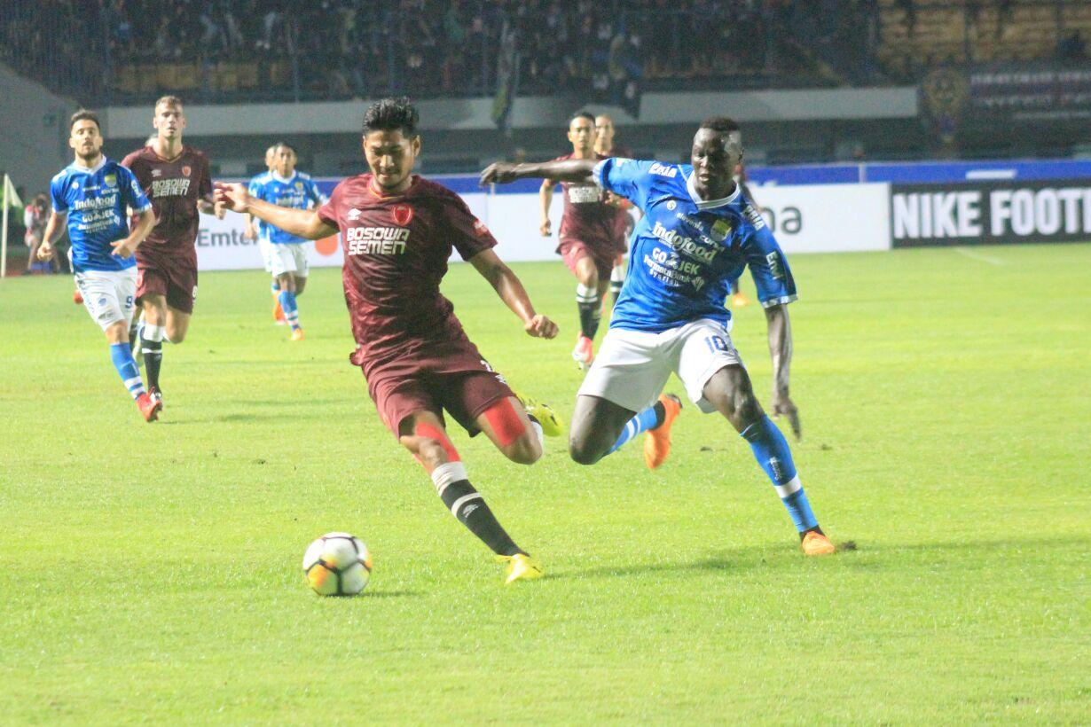 Persib vs PSM