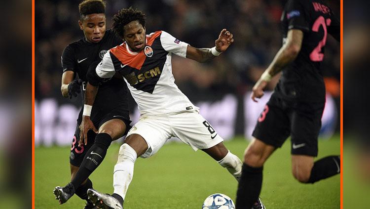 Fred (tengah), gelandang serang Shakhtar Donetsk. - INDOSPORT