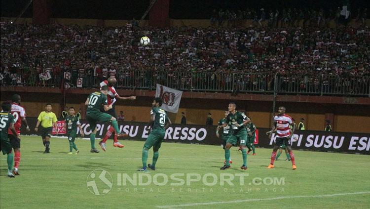 Madura United vs Persebaya Surabaya - INDOSPORT