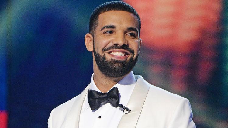 Drake sudah menyipkan hadiah karena tim kesukaannya Toronto Raptors berhasil meraih gelar juara NBA.