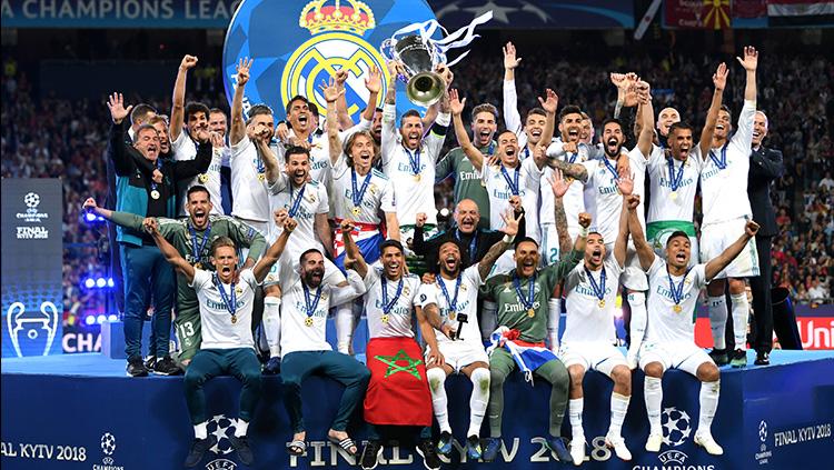 Real Madrid merayakan gelar Liga Champions yang ke-13.