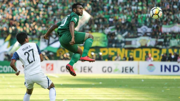 Pemain Persebaya Surabaya Nelson Alom. Copyright: persebaya.id