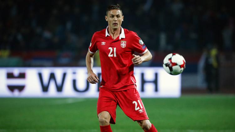 Nemanja Matic berseragam Timnas Serbia. Copyright: Getty Image