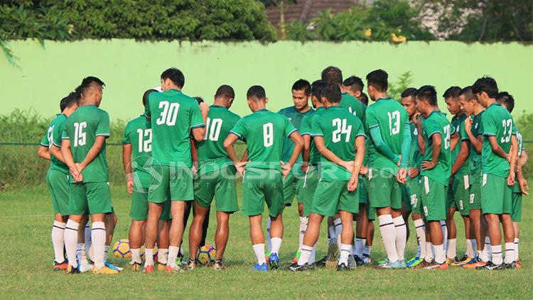 Latihan PSMS Medan jelang menghadapi Persib Bandung