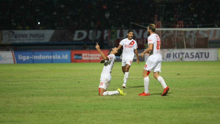 Abdul Rahman merayakan gol ke gawang Persipura Jayapura pada pekan ke-12 Liga 1 2018.
