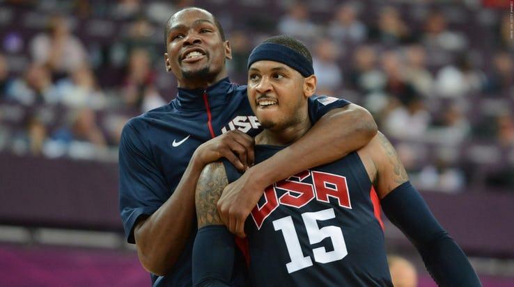 Kevin Durant selebrasi saat berseragam Timnas Basket Amerika. Copyright: nba.com