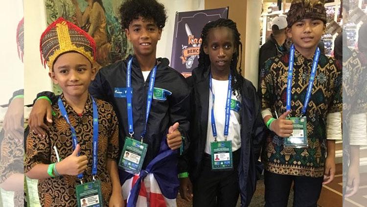 Raffa dan Alfonso berkesempatan ikut program FIFA di Rusia. - INDOSPORT