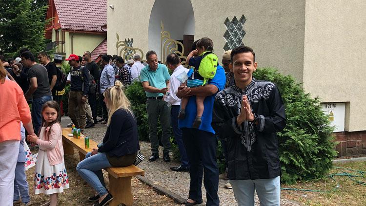 Egy Maulana Vikri merayakan lebaran di Polandia. - INDOSPORT