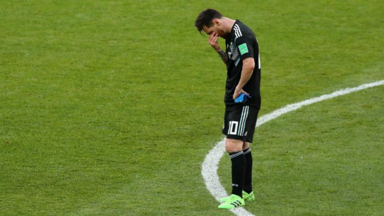 Lionel Messi usai laga Grup D Piala Dunia 2018 antara Argentina vs Islandia yang berakhir imbang, Sabtu (16/06/18). - INDOSPORT