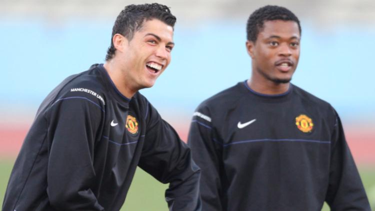 Cristiano Ronaldo dan Patrice Evra saat keduanya di Manchester United. - INDOSPORT